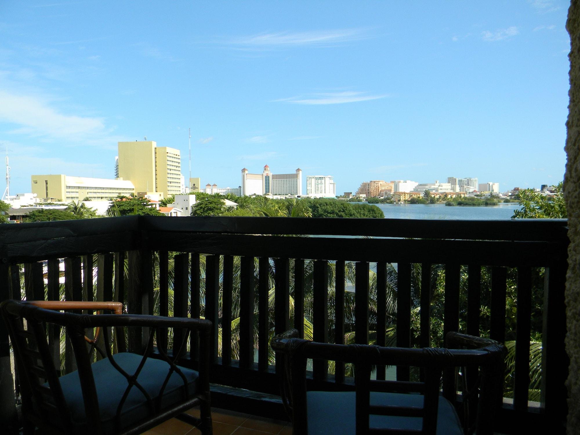 Hotel Imperial Laguna Faranda Cancún Exteriör bild