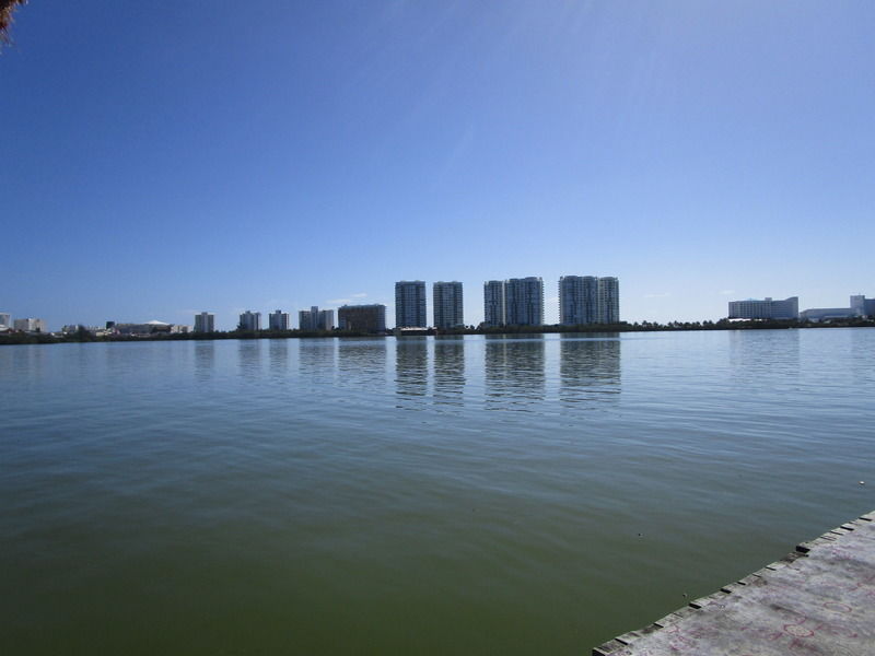 Hotel Imperial Laguna Faranda Cancún Exteriör bild